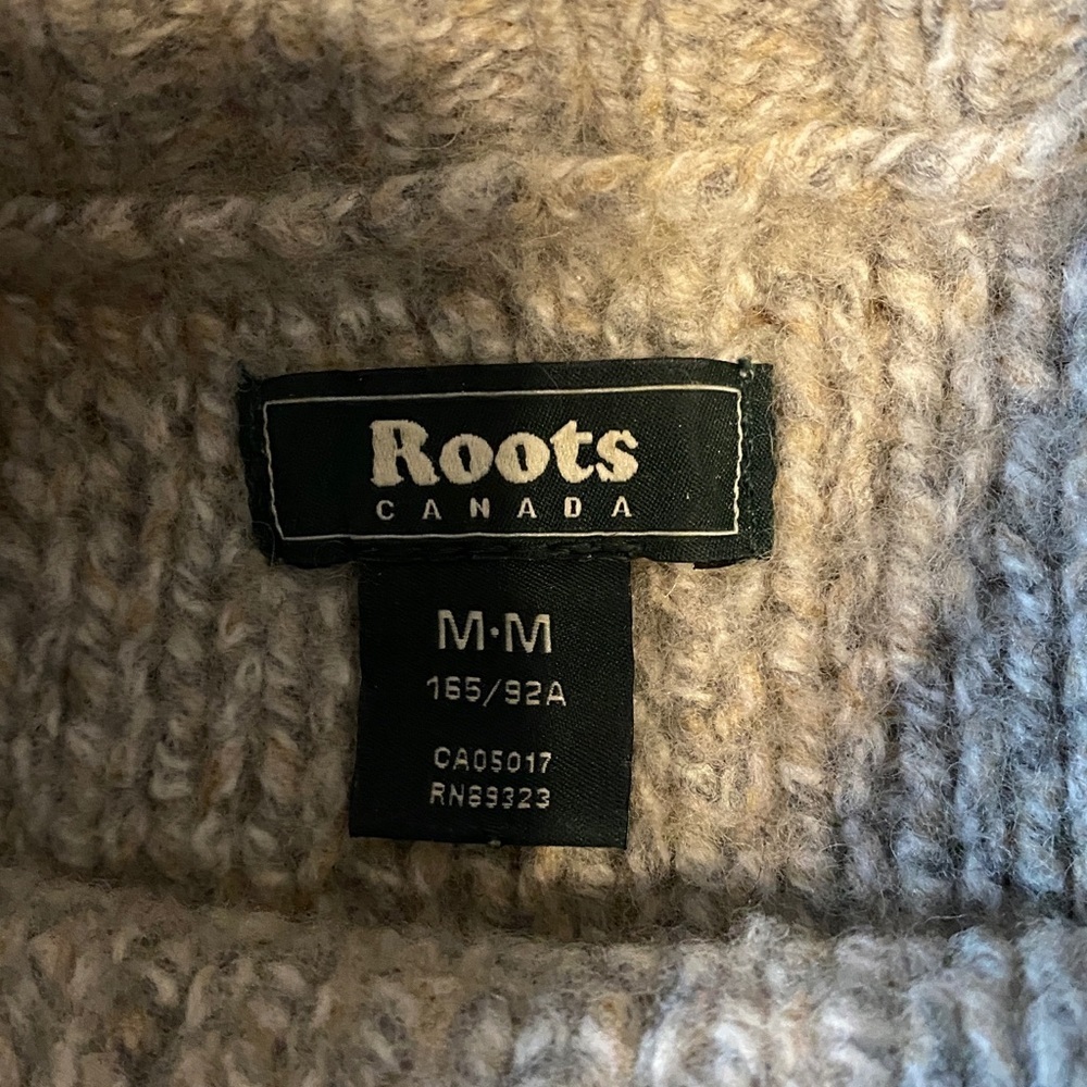Roots Gray cropped Cowl Neck Sweater - Picture 3 of 4